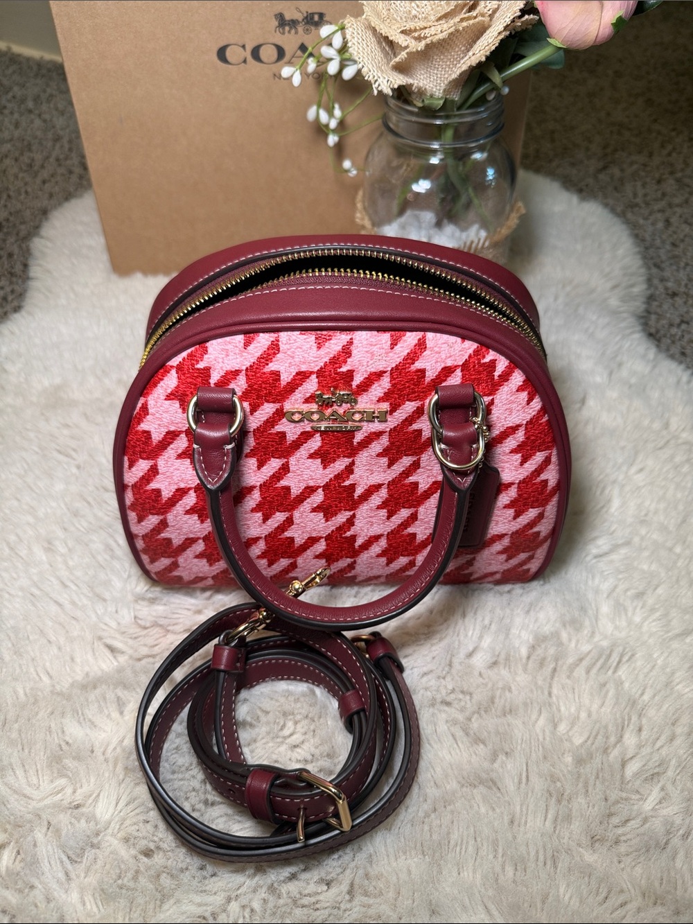✨NWT COACH Red Houndstooth Dome Satchel Bag✨ - Picture 9 of 12